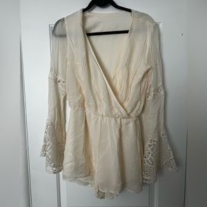 Off-white bell sleeve romper